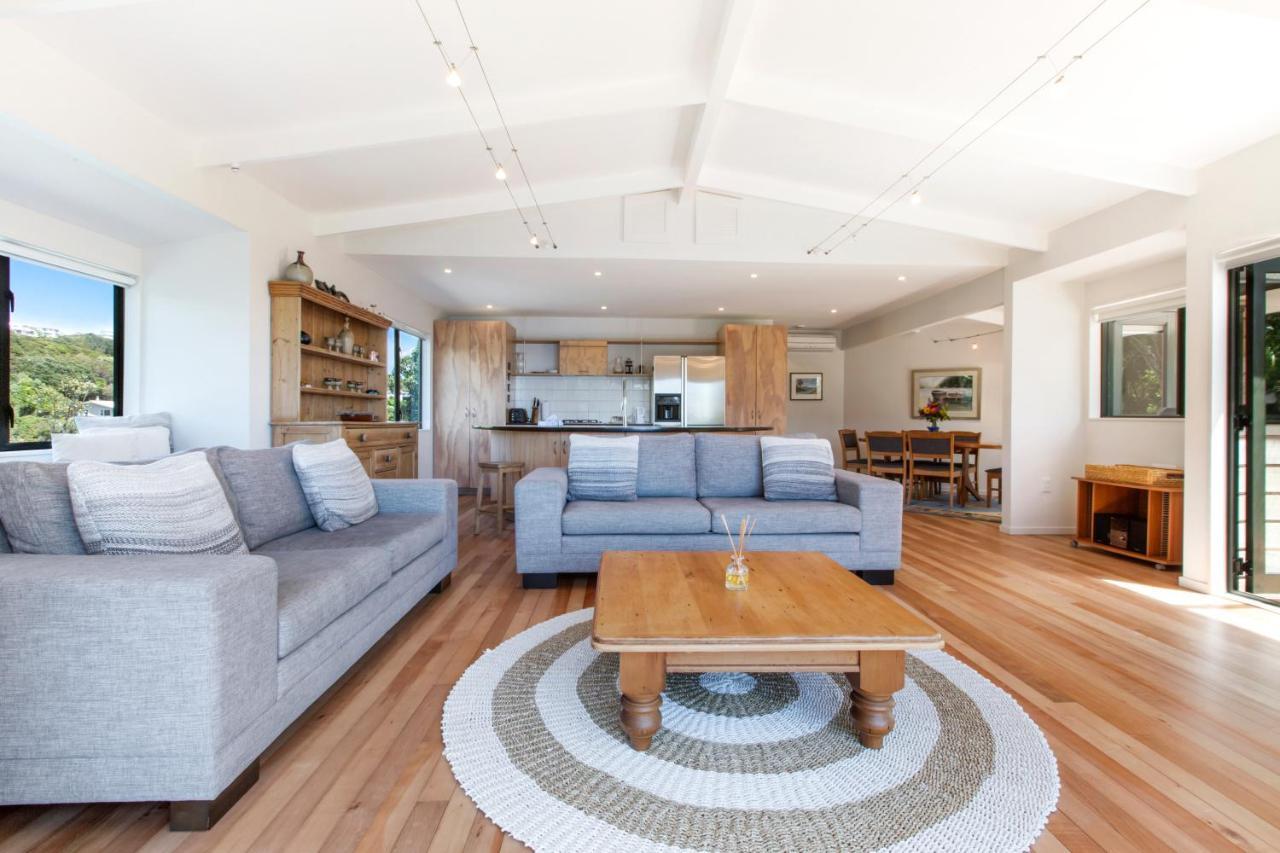 Beachfront Enclosure Bay - Waiheke Unlimited Oneroa Esterno foto